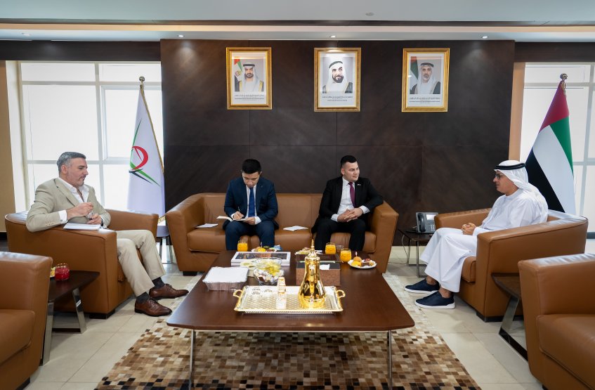 A delegation from the Embassy of Uzbekistan visits Al Ain University.